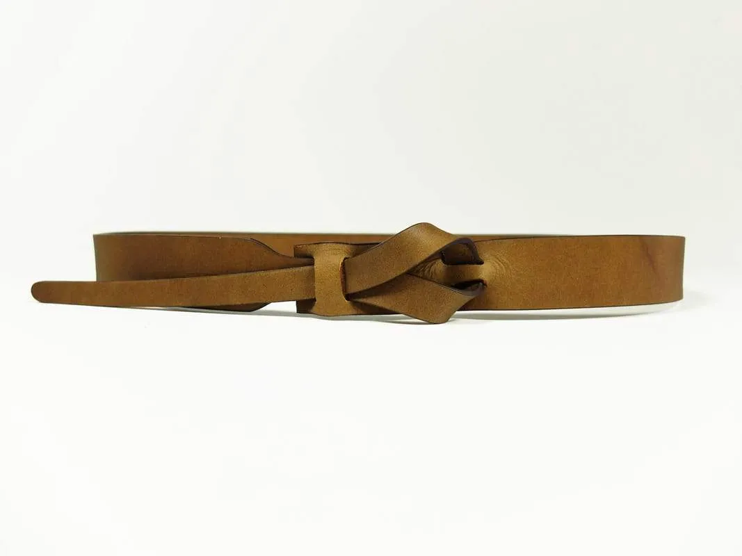 Buckleless Camel Leather Belt - 1"