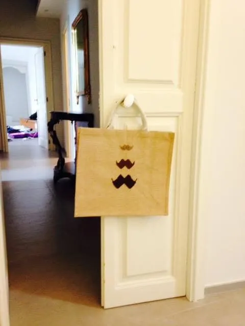 JUTE TOTE BAG MOUSTACHE