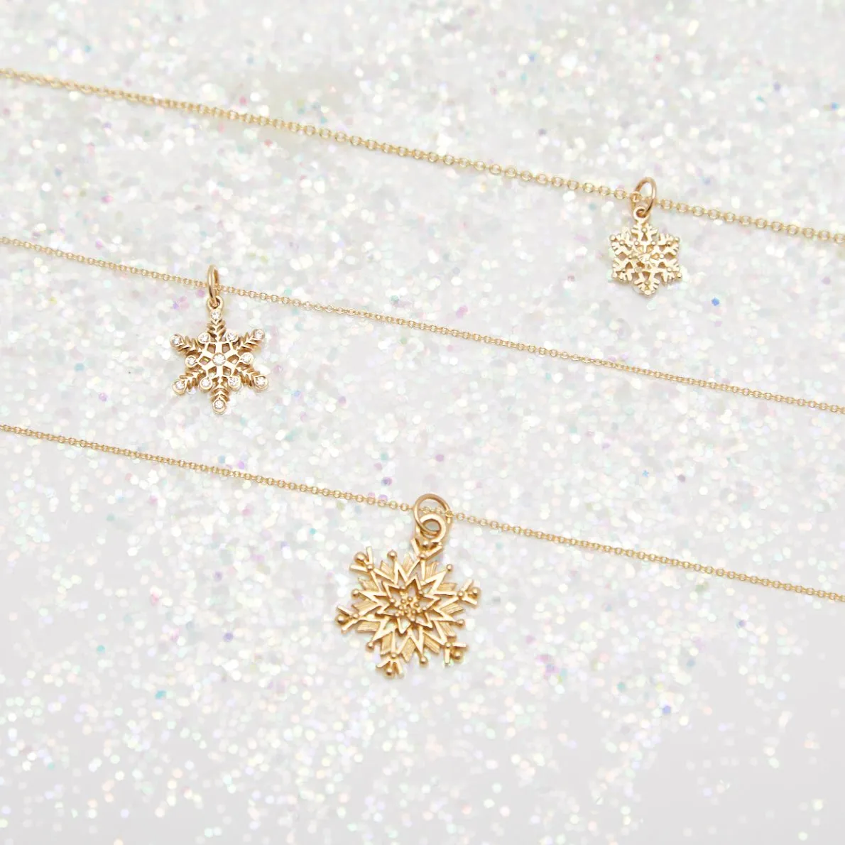 Snowflake Mini Charm Pavé Diamonds